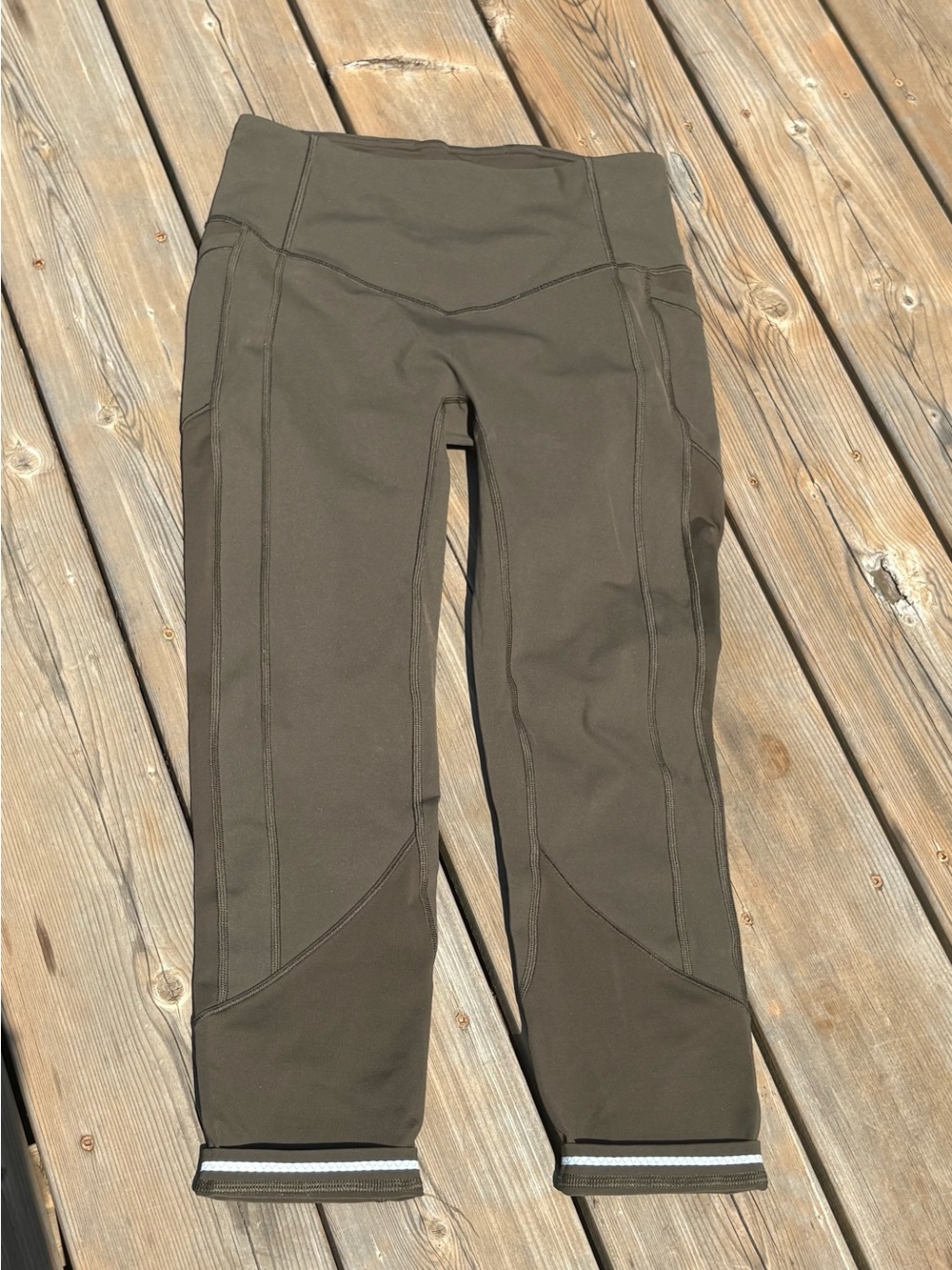 lululemon All The Right Places - crops